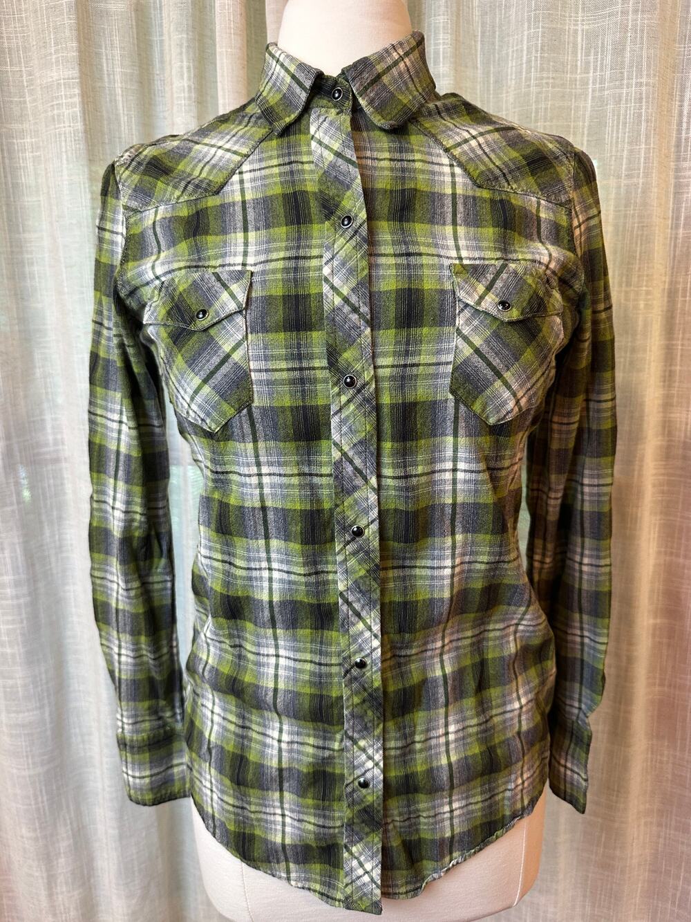 KUHL Women’s Plaid Button Front Shirt 100% Cotton Green Gray S